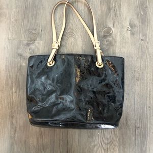 Michael Kors black patent leather MK purse